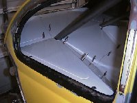 back3_m.jpg (9808 bytes)