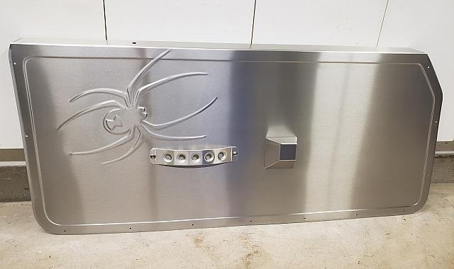 78-88 GBody black widow