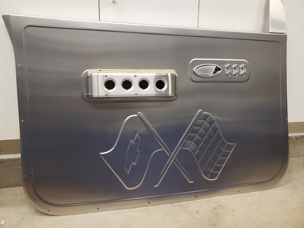 C1500 flags with arm rest